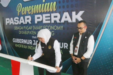 Dorong Jatim Jadi Provinsi Smart Economy, Pemprov Jatim Resmikan Pasar Perak #3